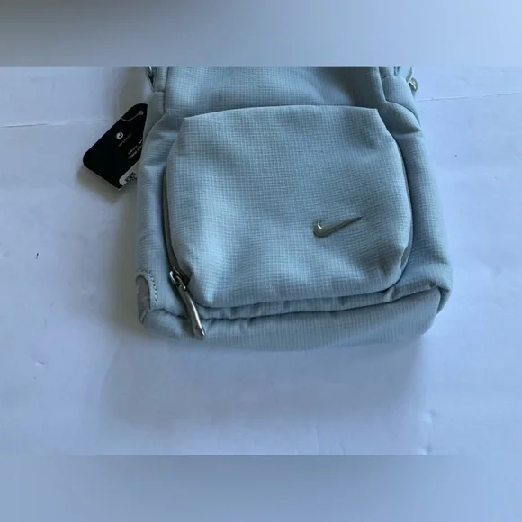 Nike shoulder cross bag. Light blue. - Picture 4 of 5